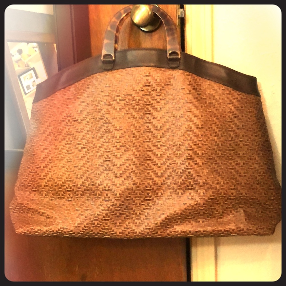 Large tote